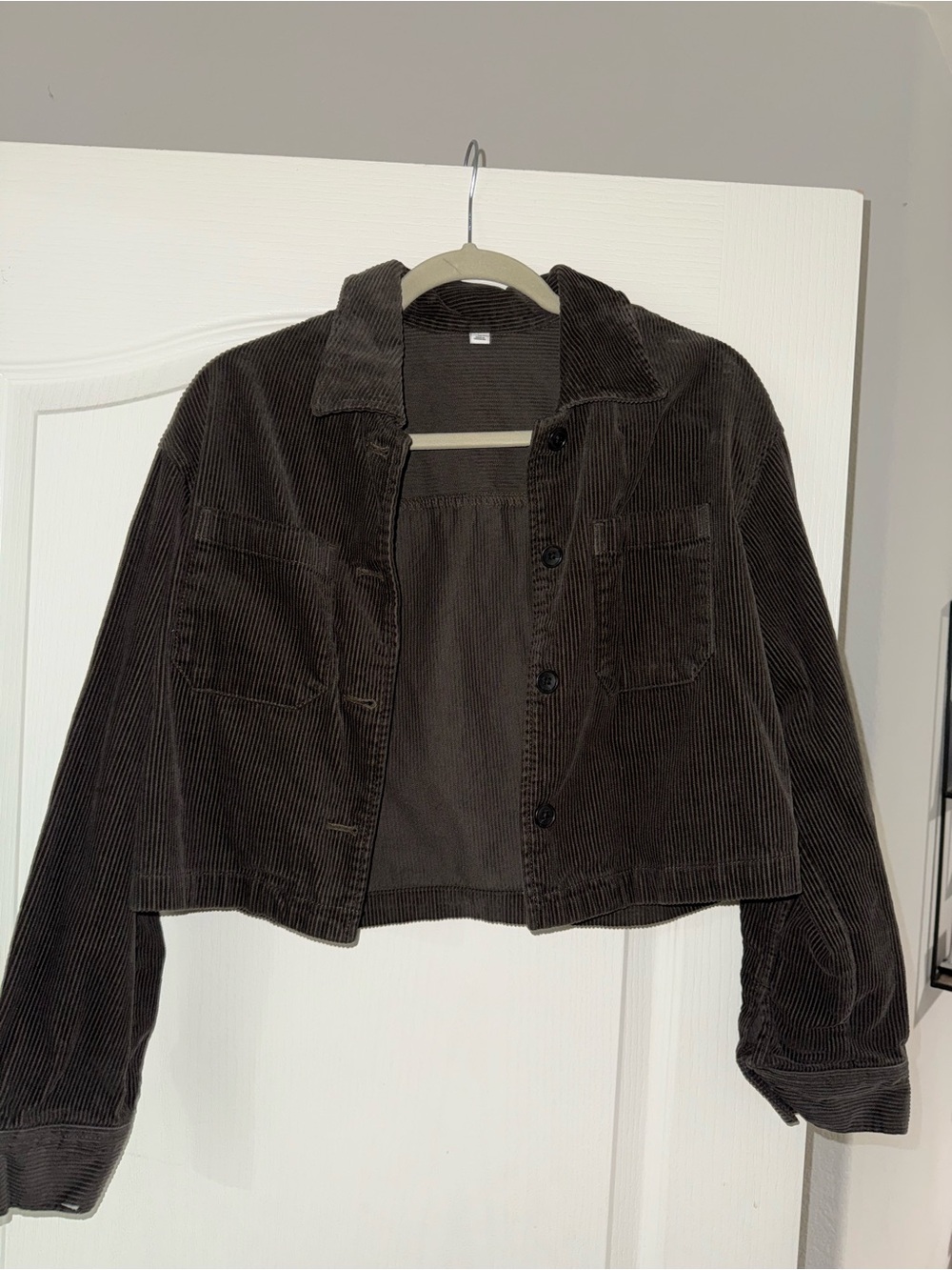 GU - Cropped Brown Corduroy Shacket